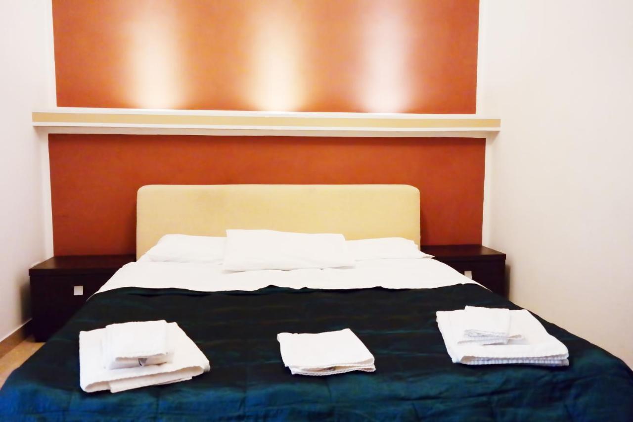 Fourseasons Bed and Breakfast Λέτσε Εξωτερικό φωτογραφία