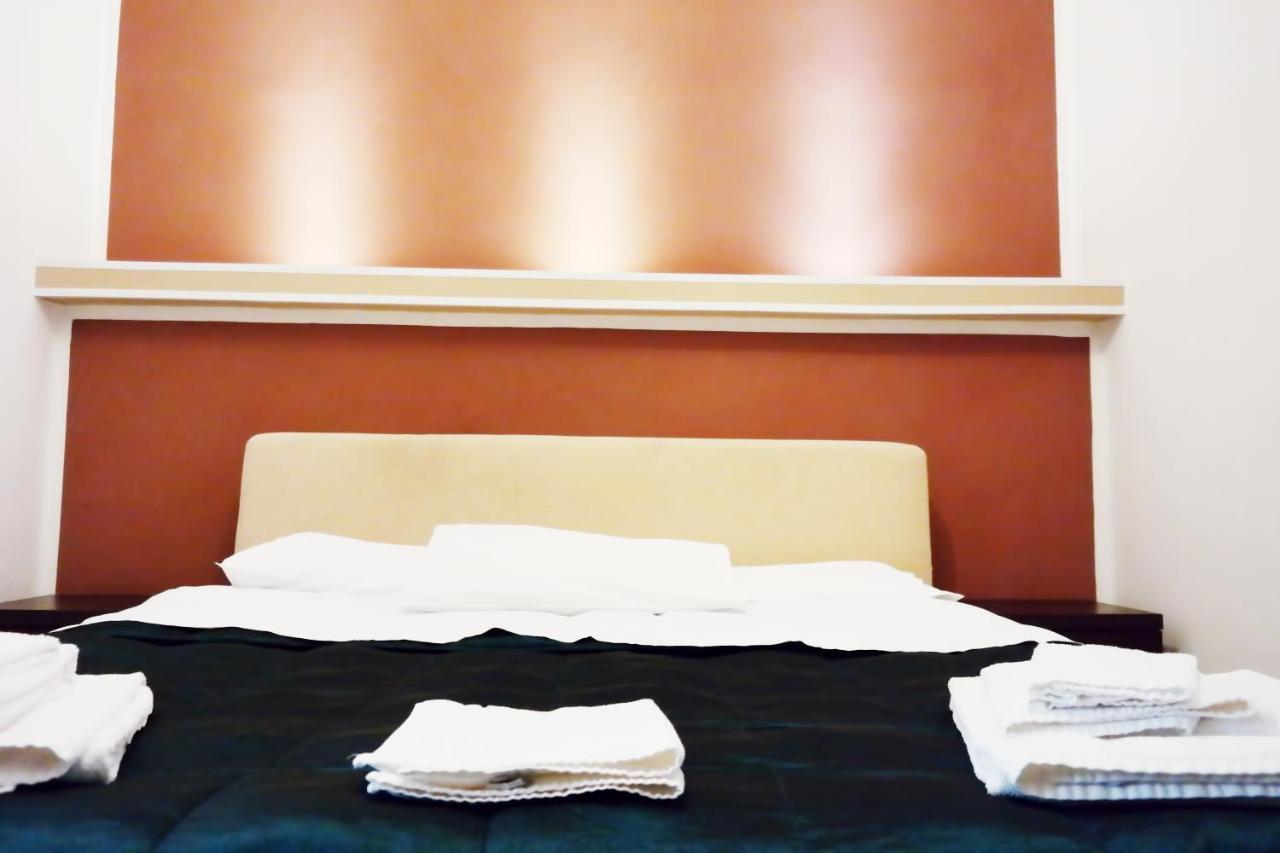 Fourseasons Bed and Breakfast Λέτσε Εξωτερικό φωτογραφία